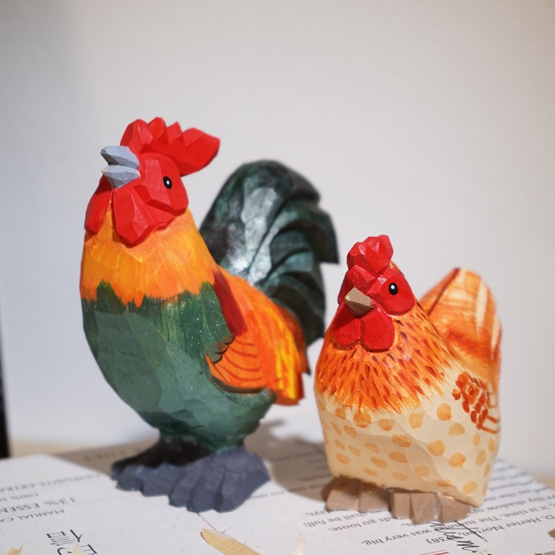 Farmyard Rooster and Hen Handm - Home Office Freelancer recension och pris