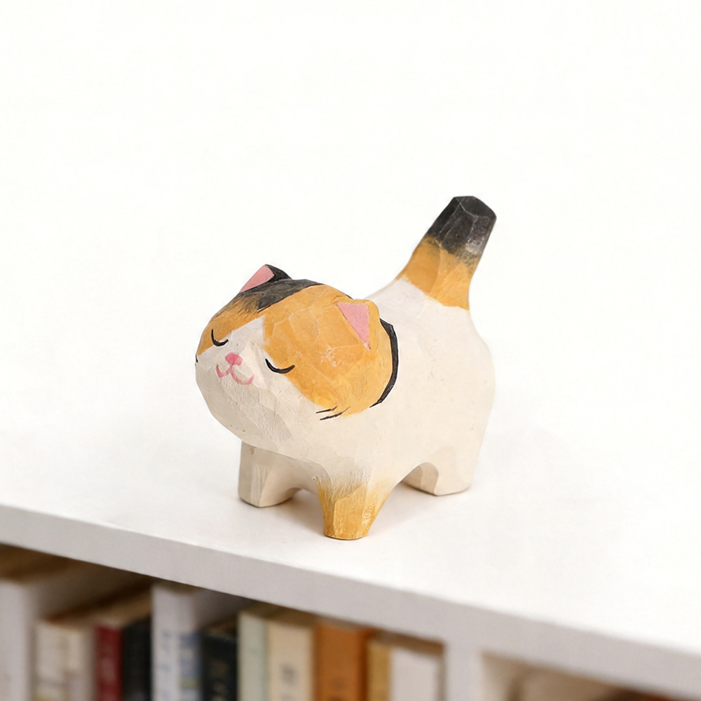 Cute Golden Gradient Cat Figur - Home Office Freelancer recension och pris